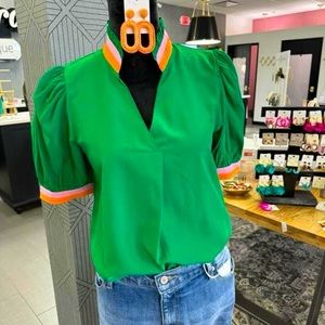 THML Kelly Green puff sleeve top Size Large, NWT
